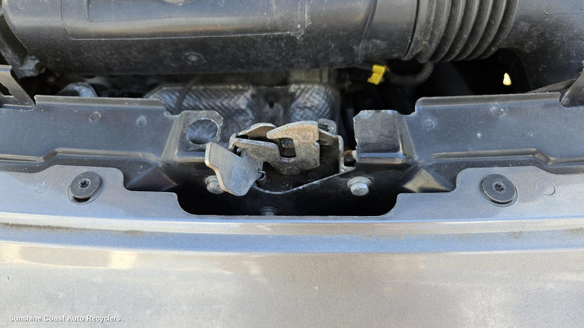 2008-2024 Fiat 500 Bonnet Lock Support