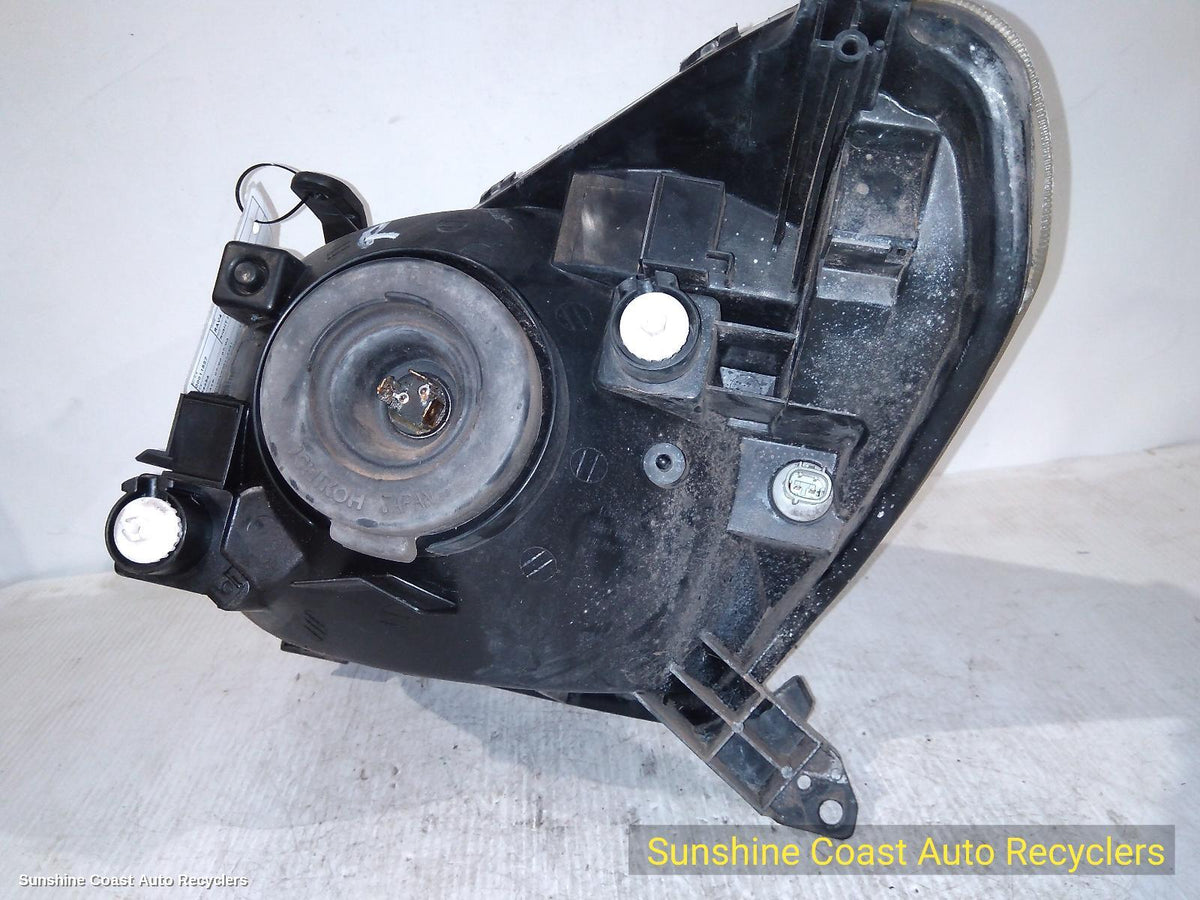 2000-2003 Toyota Rav4 Right Headlamp