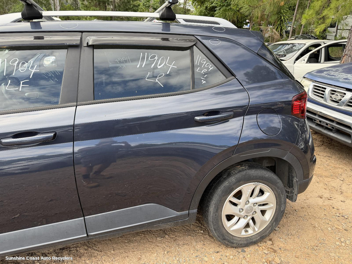 2019 Hyundai Venue Left Rear 1 4 Door Glass