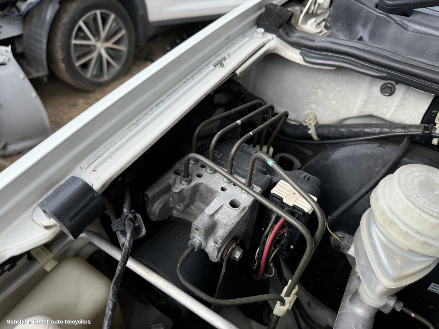 2010 Mitsubishi Triton Abs Pump Modulator