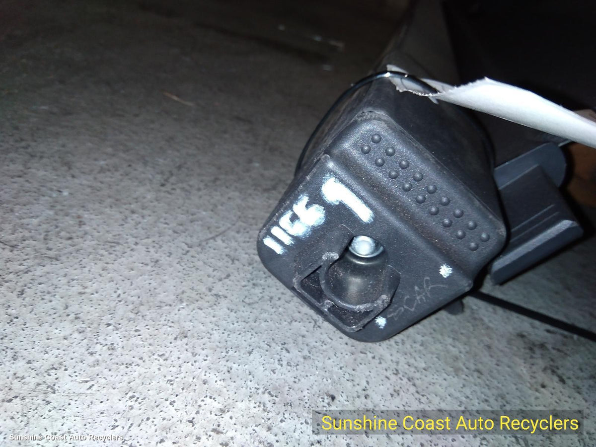 2012-2016 Ford Kuga Parcel Shelf Cargo Blind
