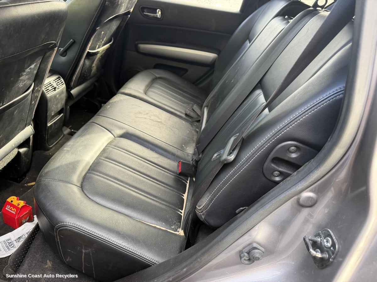2007-2013 Nissan Xtrail Seatbelt Stalk