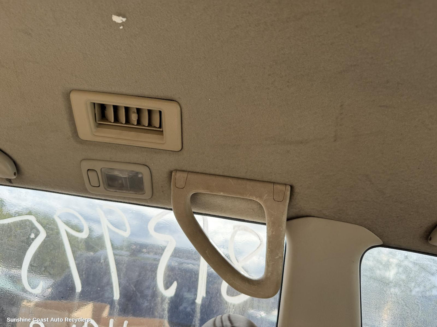 2000-2006 Mitsubishi Pajero Grab Handle