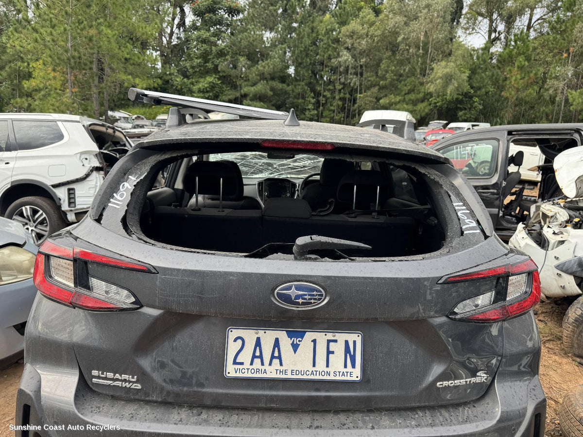 2022-2026 Subaru Crosstrek High Level Stoplight
