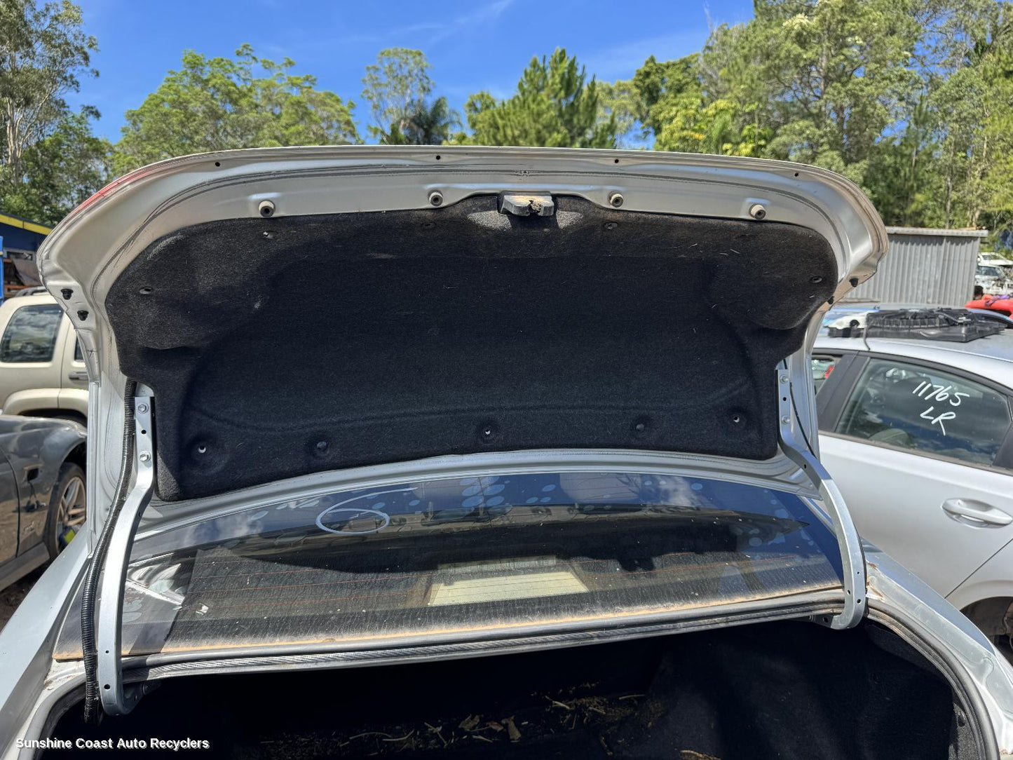 2013 Toyota Corolla High Level Stoplight