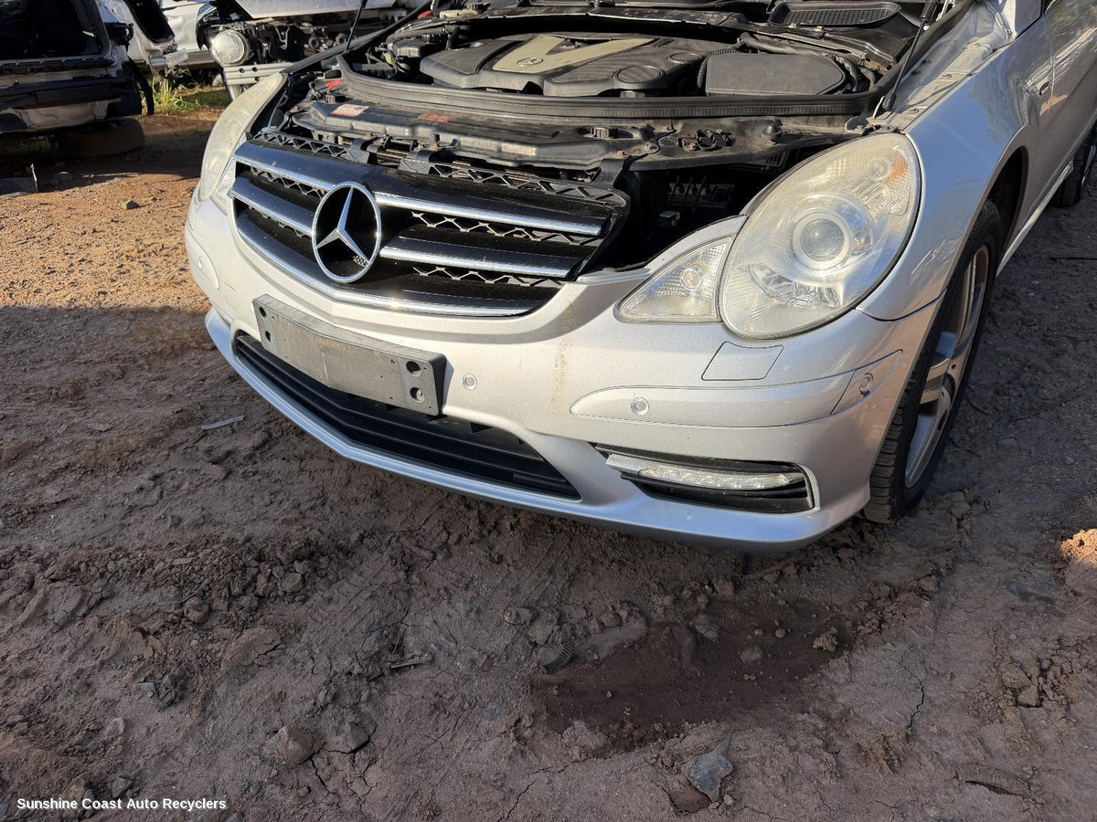 2006-2010 Mercedes R Class Front Bumper