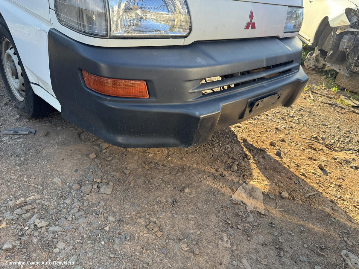 1999-2013 Mitsubishi L300 Front Bumper