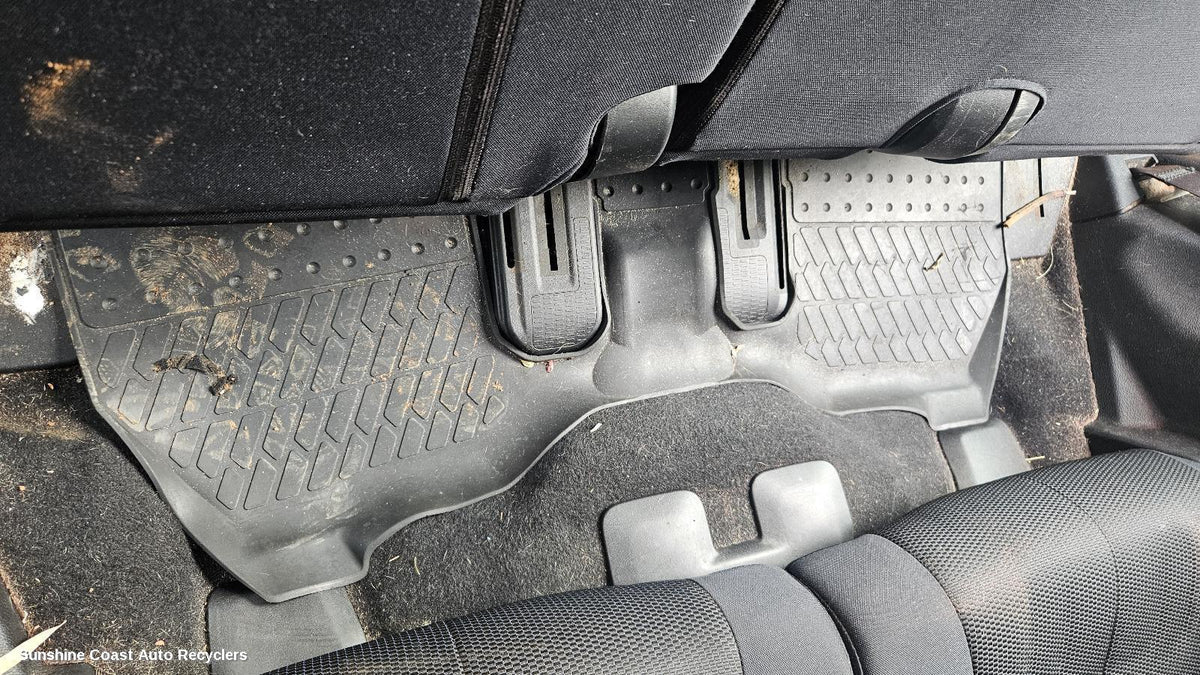 2009-2014 Subaru Liberty Floor Mats