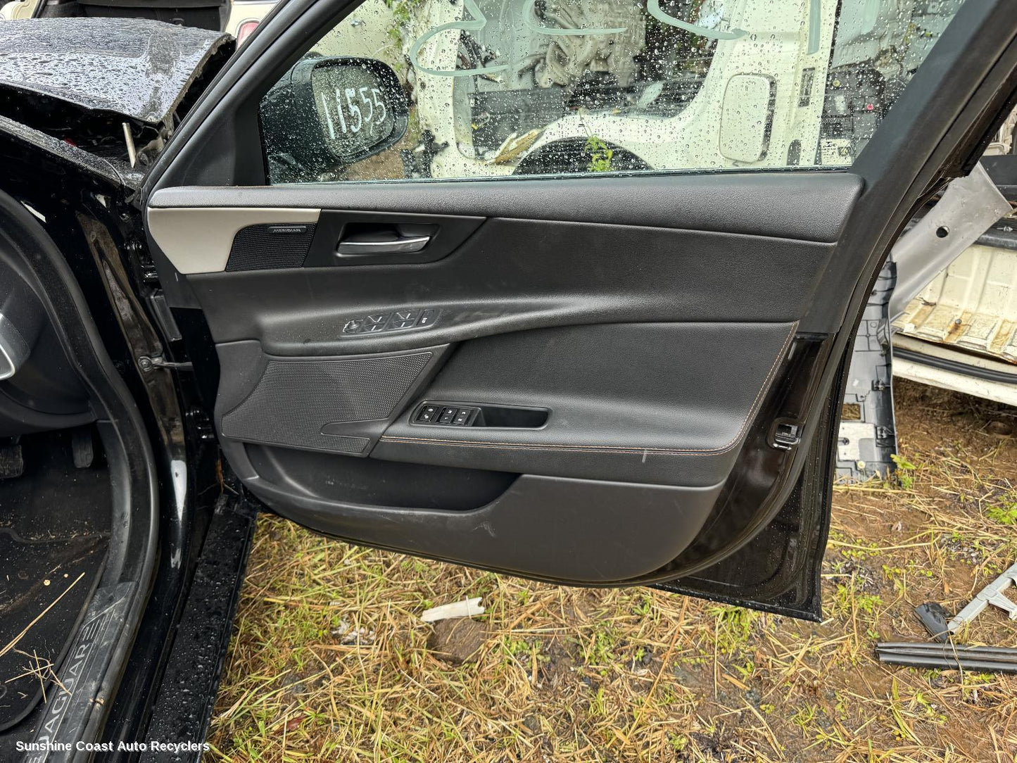 2015 Jaguar Xe Door Trim