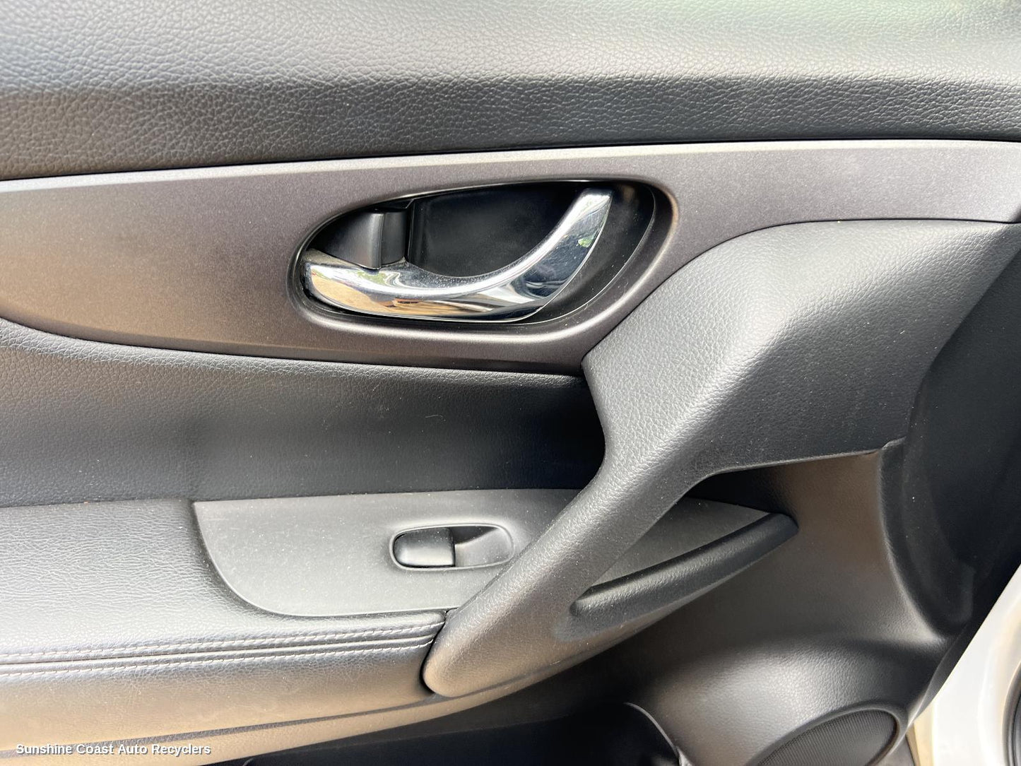 2016 Nissan Xtrail Pwr Dr Wind Switch