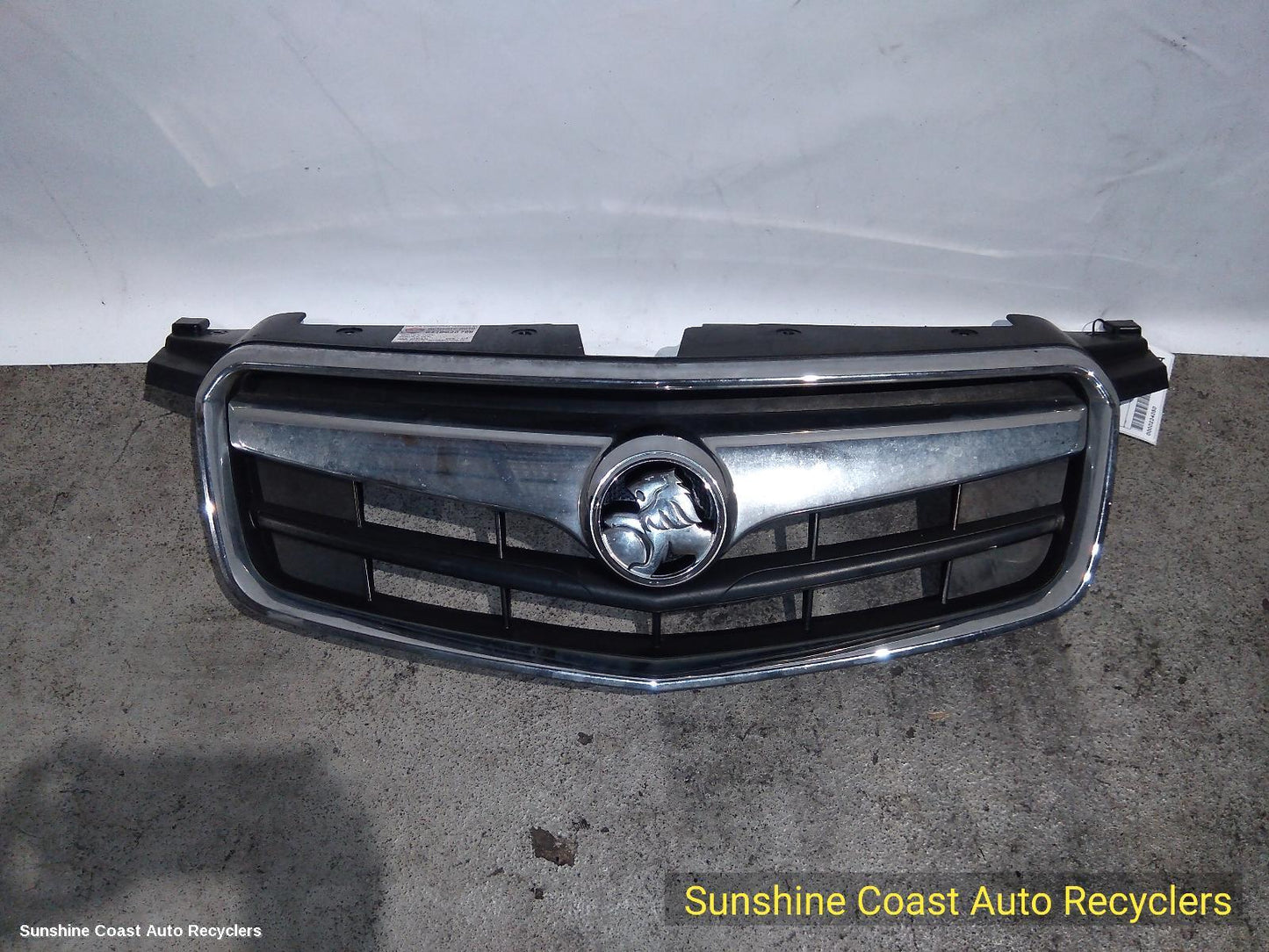 2010 Holden Cruze Grille