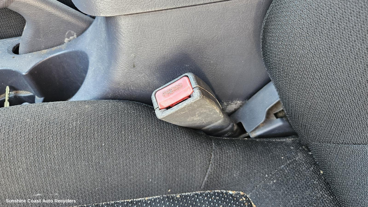 2000-2003 Hyundai Elantra Seatbelt Stalk