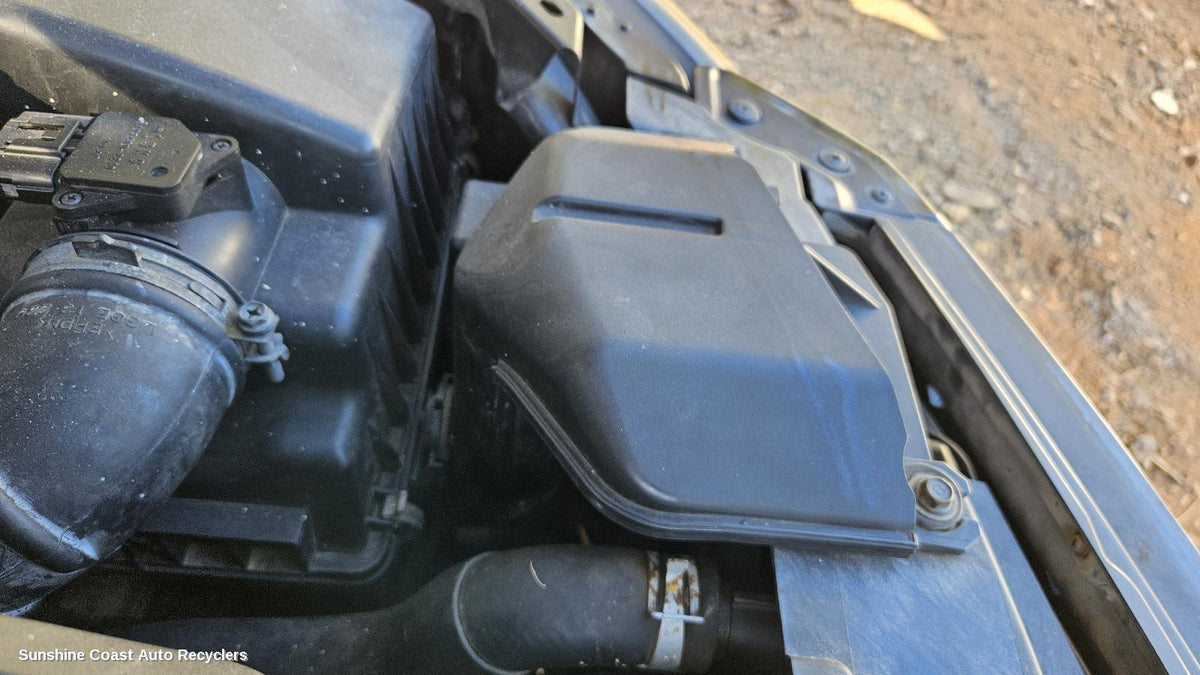 2006-2012 Mazda Cx7 Air Cleaner Duct Hos