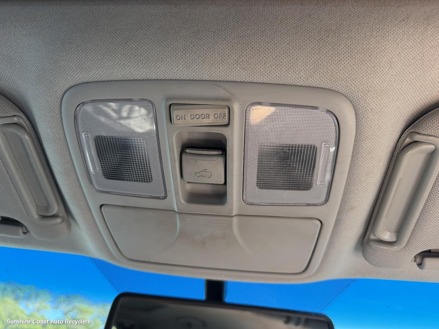 2009-2016 Hyundai Ix35 Courtesy Light