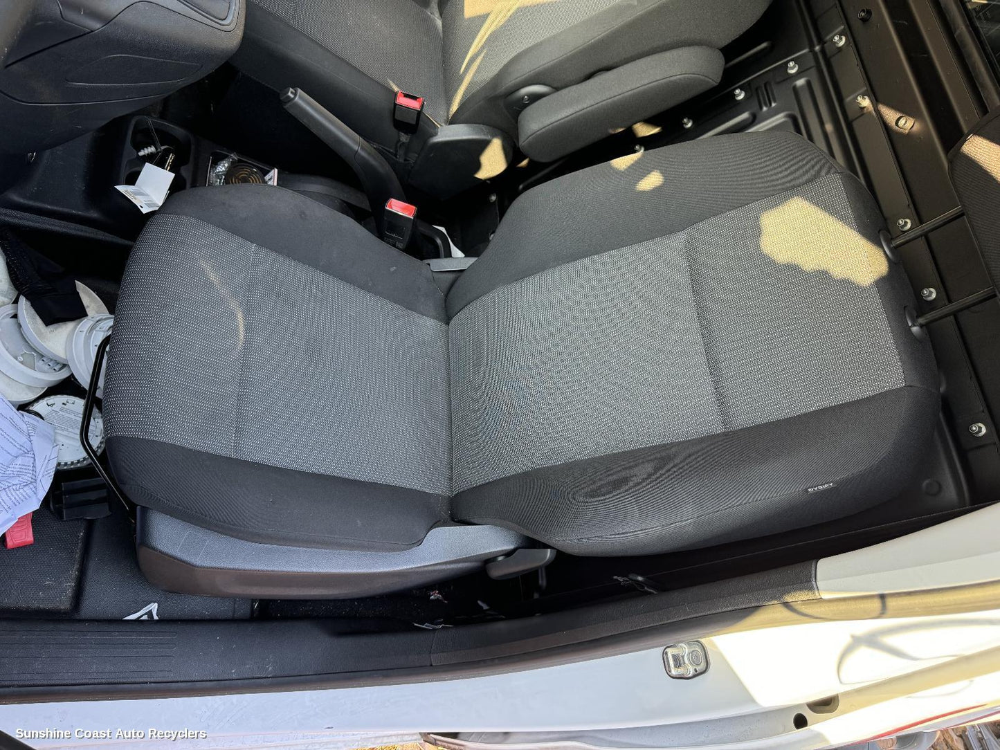 2019-2026 Peugeot Partner Front Seat