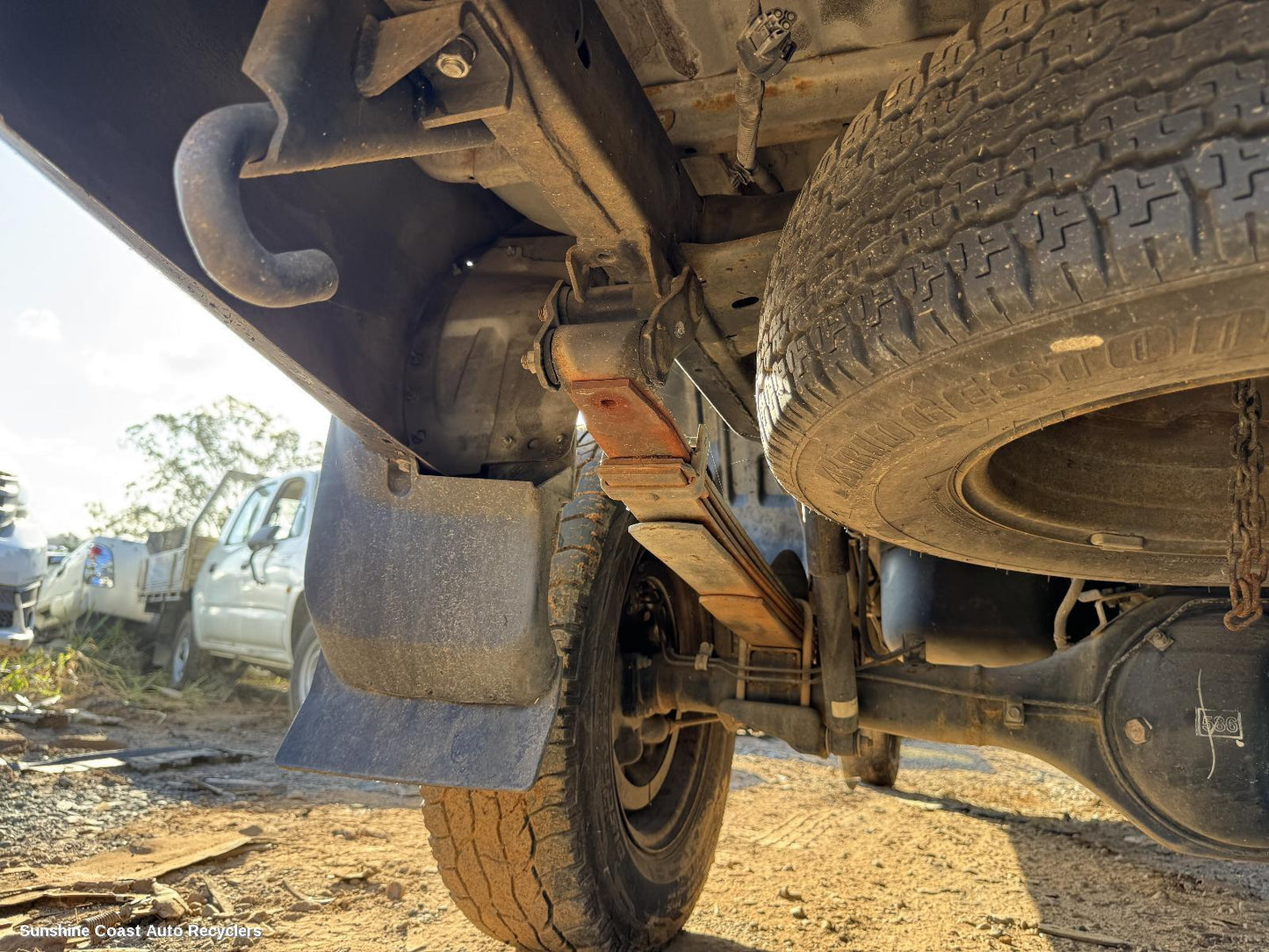 2006-2015 Mitsubishi Triton Shock Absorber