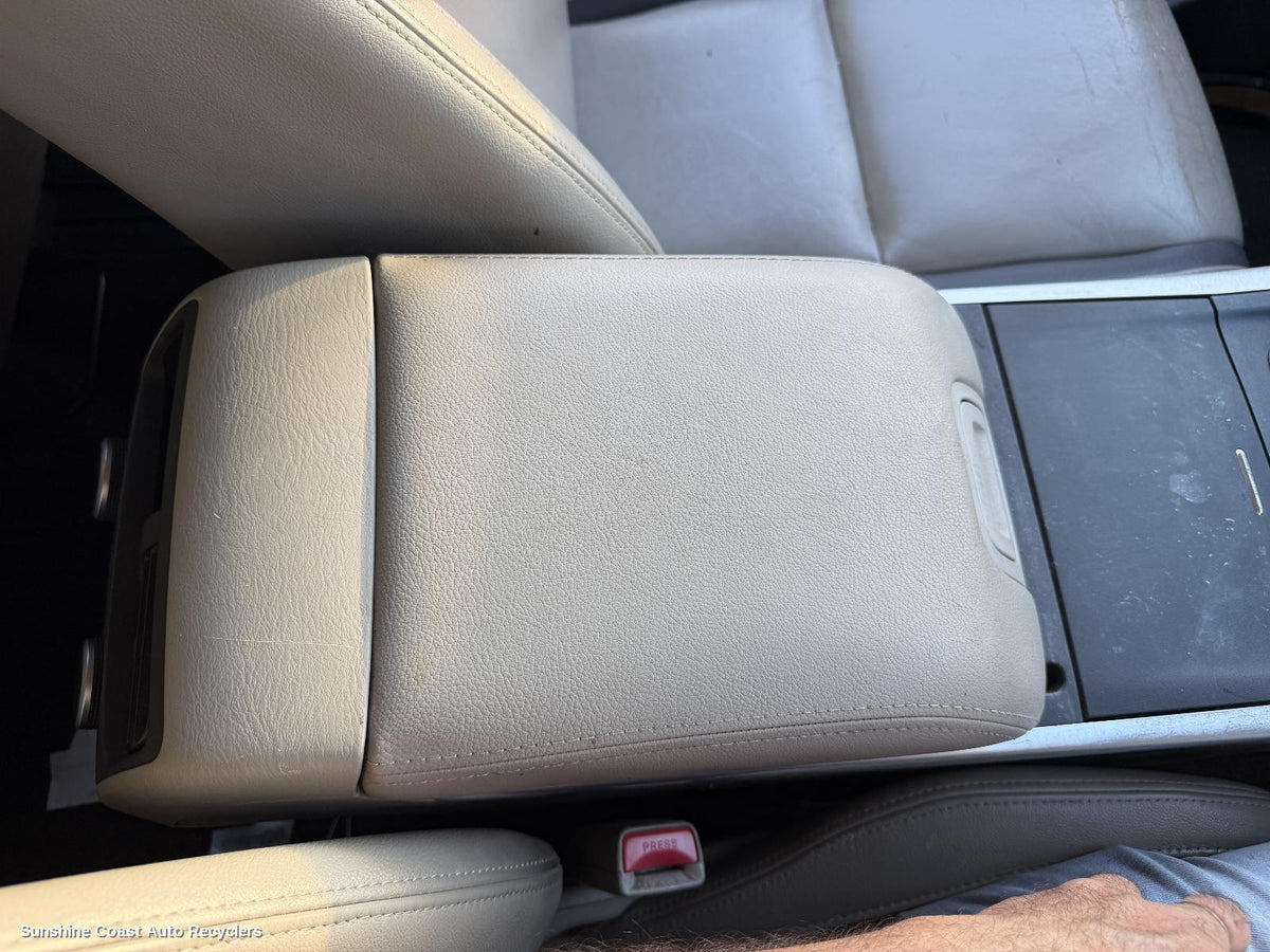 2007-2015 Mazda Cx9 Console
