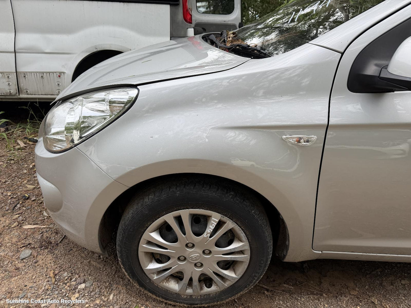 2010-2012 Hyundai I20 Left Guard