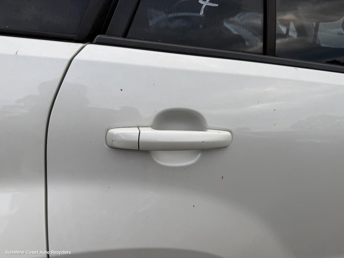 2005-2018 Suzuki Vitara Door Handle