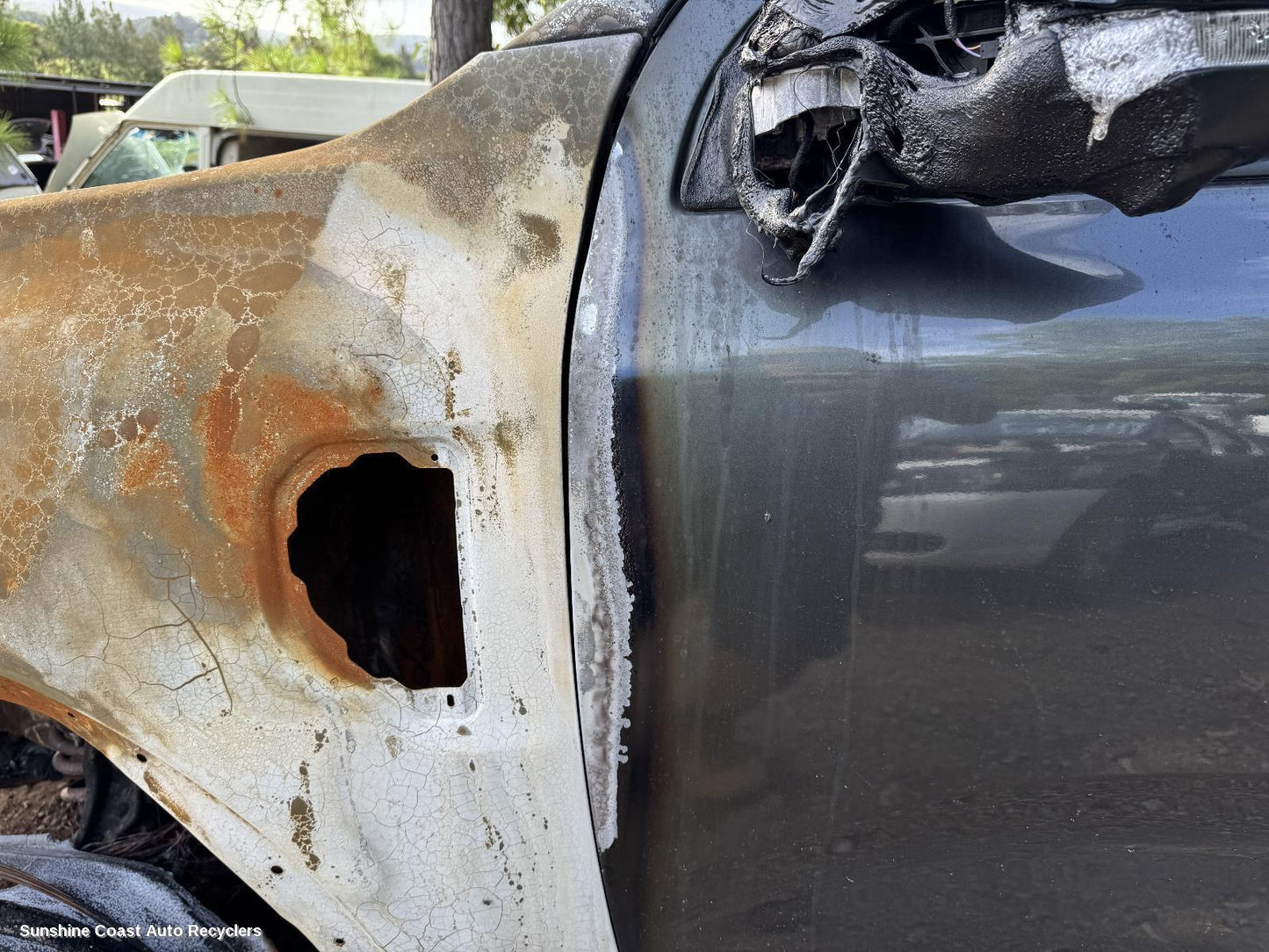 2024 Ford Everest Left Front Door
