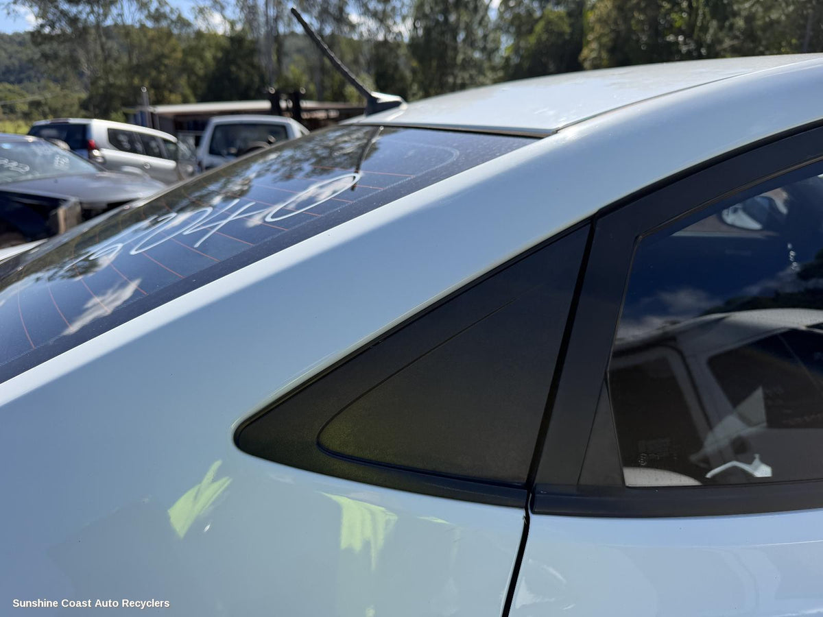 2011-2019 Hyundai Accent Right Rear Side Glass
