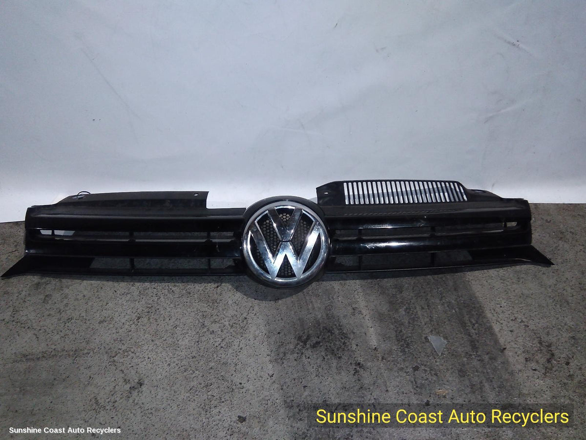 2009-2013 Volkswagen Golf Grille