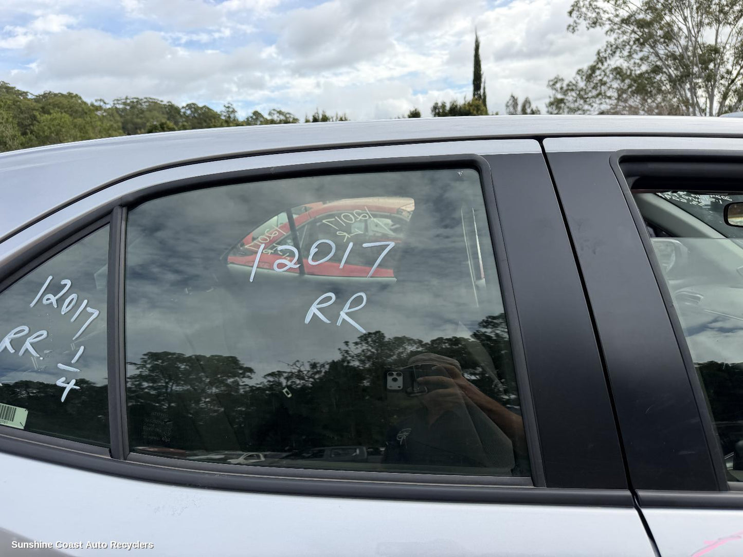 2020-2026 Toyota Yaris Cross Right Rear Door Window