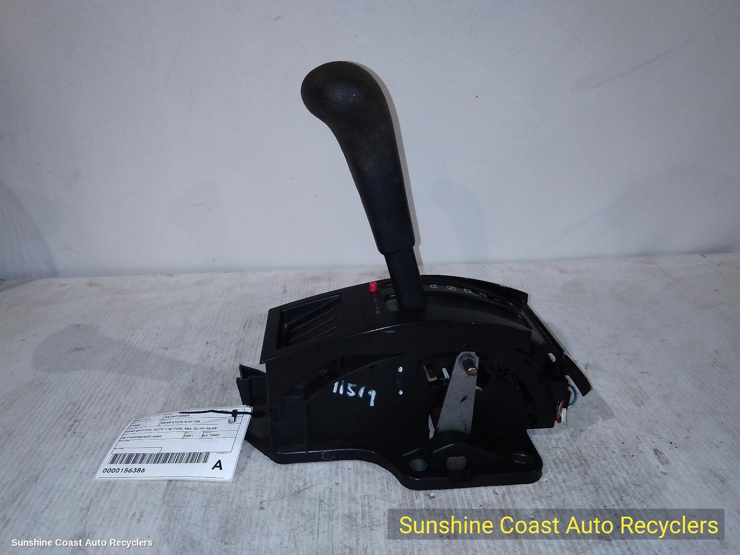 2001 Nissan Pathfinder Gear Stick Shifter
