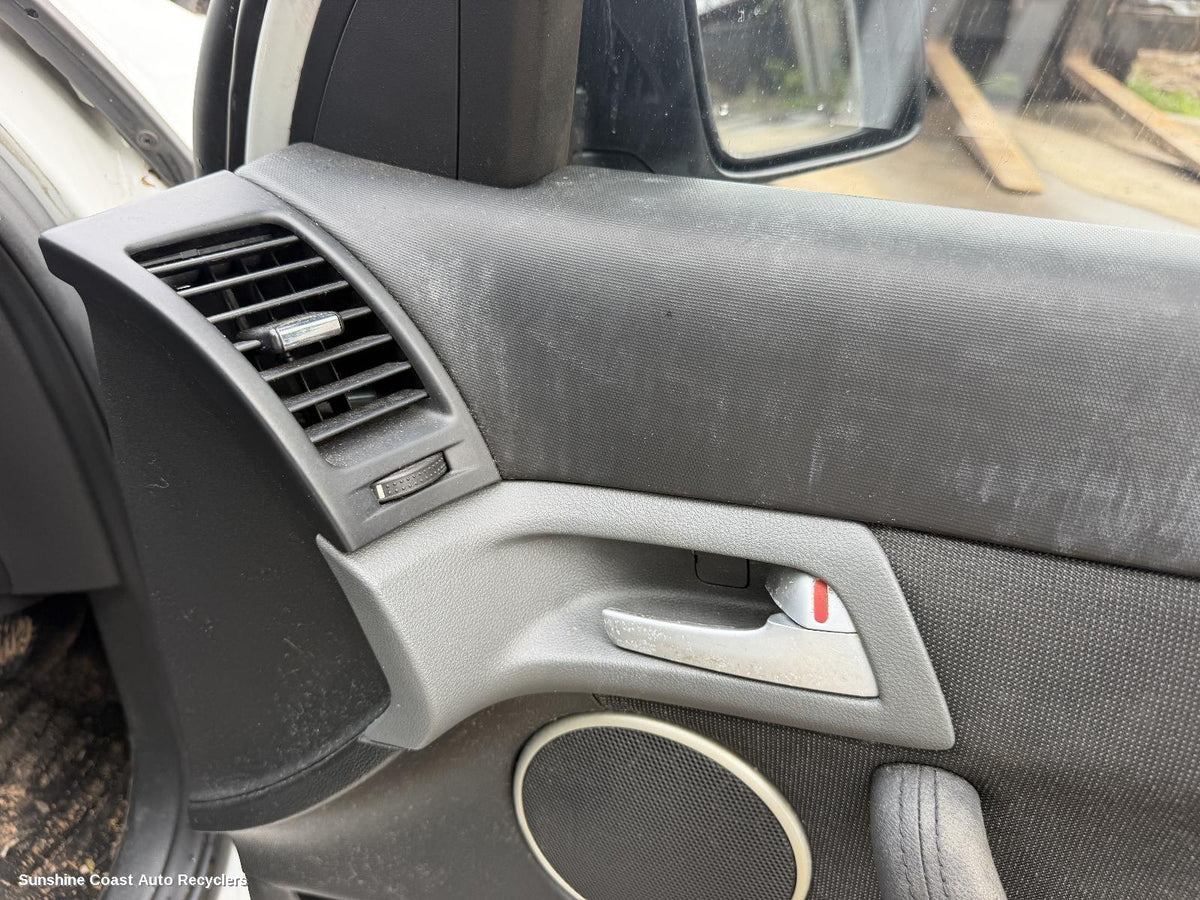 2006-2013 Holden Commodore Door Handle