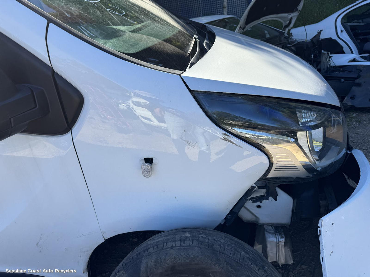 2015-2021 Renault Trafic Right Guard