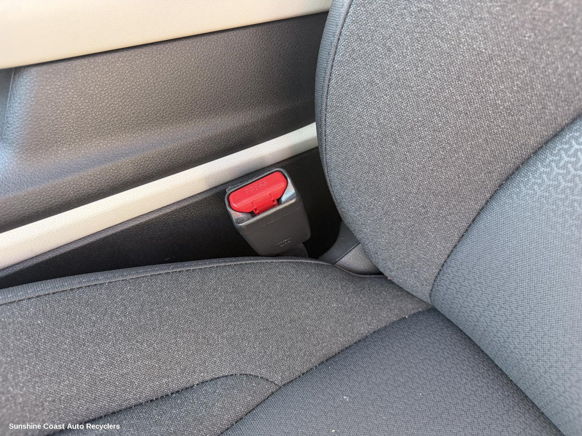 2020-2026 Kia Carnival/grand Carnival Seatbelt Stalk