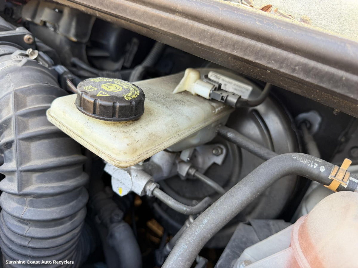 2004-2014 Renault Trafic Master Cylinder
