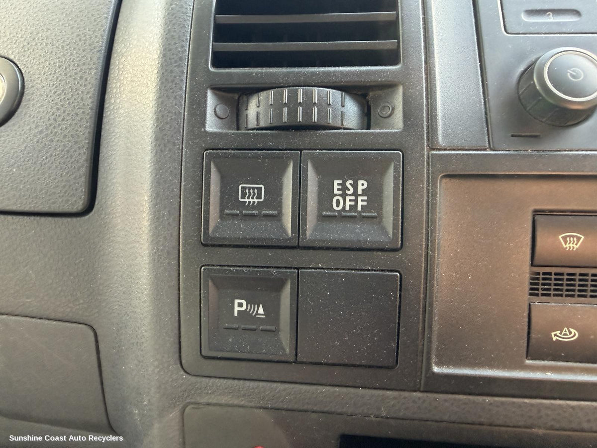2004-2010 Volkswagen Transporter Misc Switch Relay