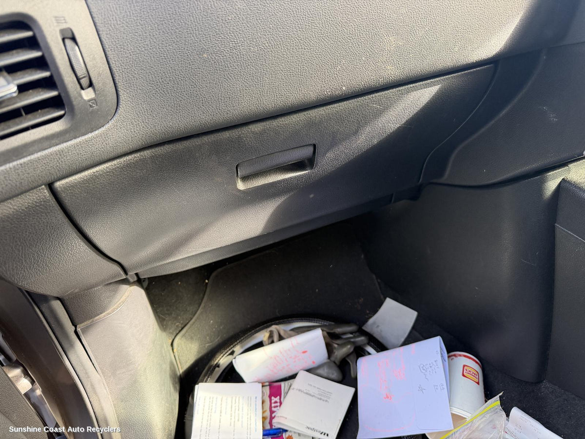 2007-2013 Nissan Xtrail Glove Box