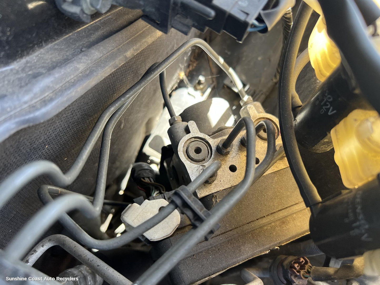 2002 Mitsubishi Pajero Abs Pump Modulator