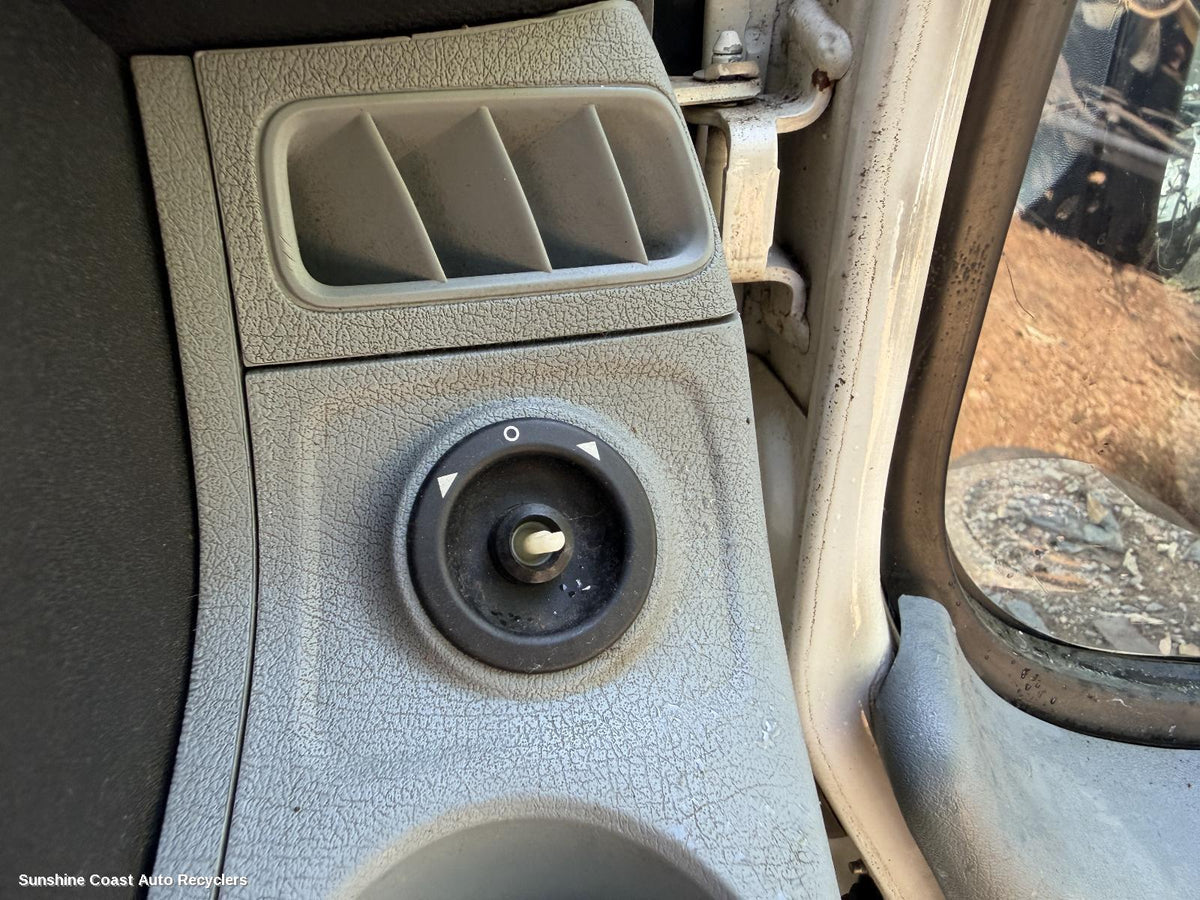 2006-2014 Ford Transit Misc Switch Relay