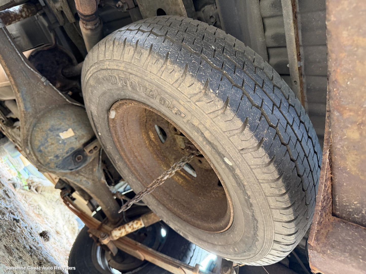 2001 Nissan Navara Spare Wheel Winch