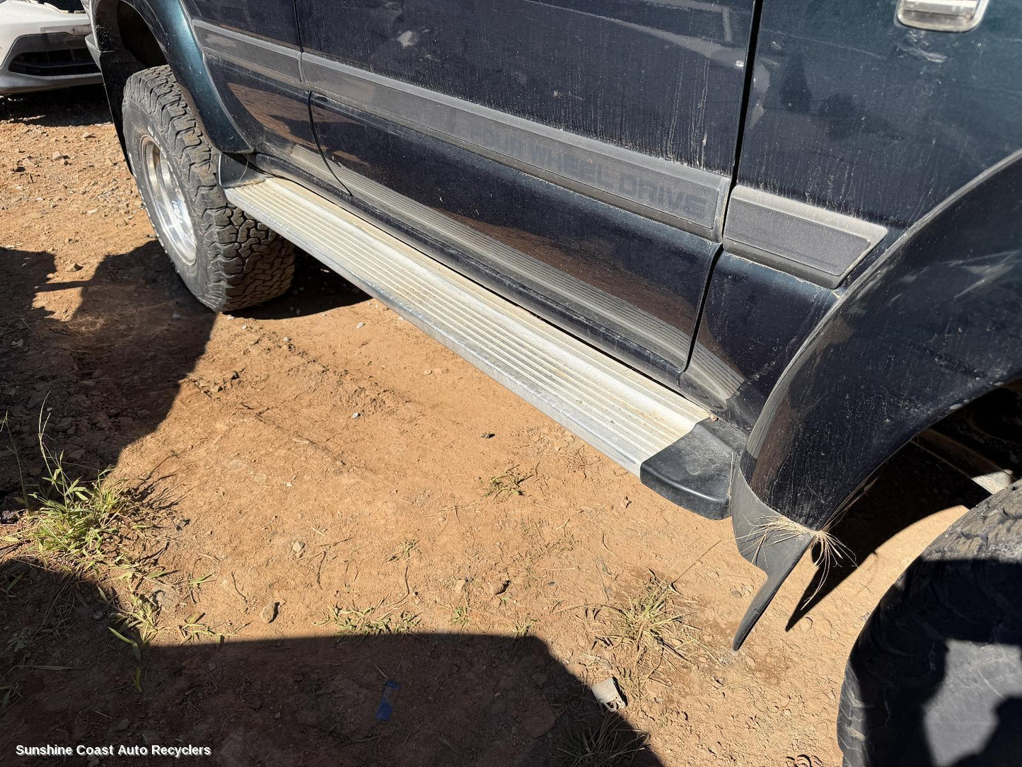 1990-1998 Toyota Landcruiser Side Step Skirt