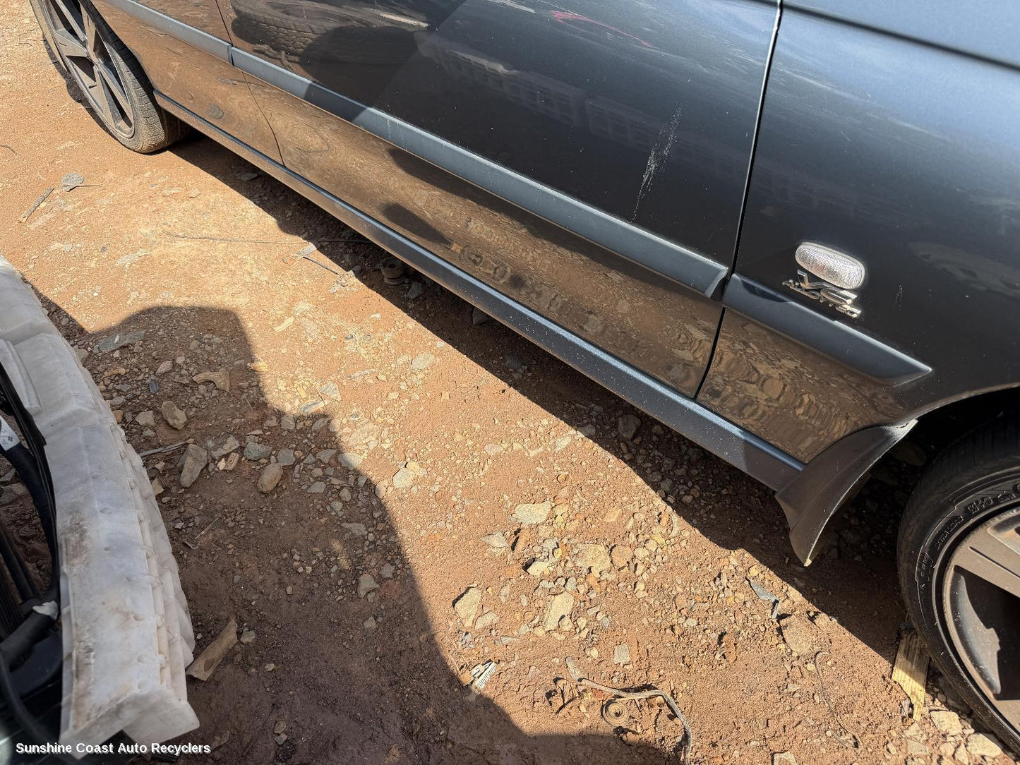 2002-2006 Holden Commodore Side Step Skirt