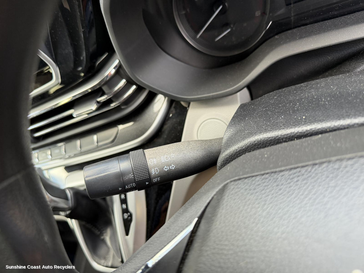 2020-2026 Ldv Deliver 9 Combination Switch