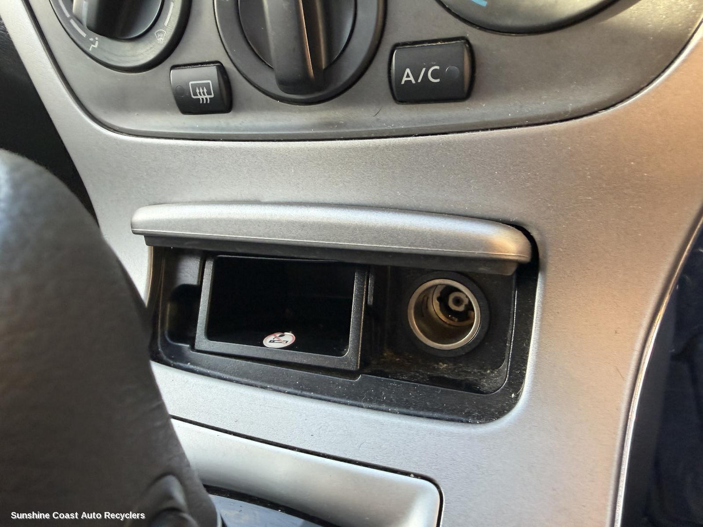 2013-2017 Nissan Pulsar Ashtray