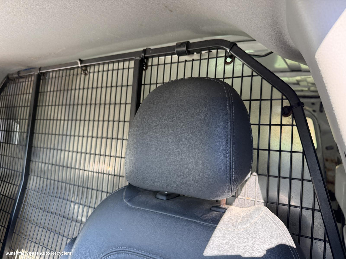 2015-2025 Ldv G10 Headrest