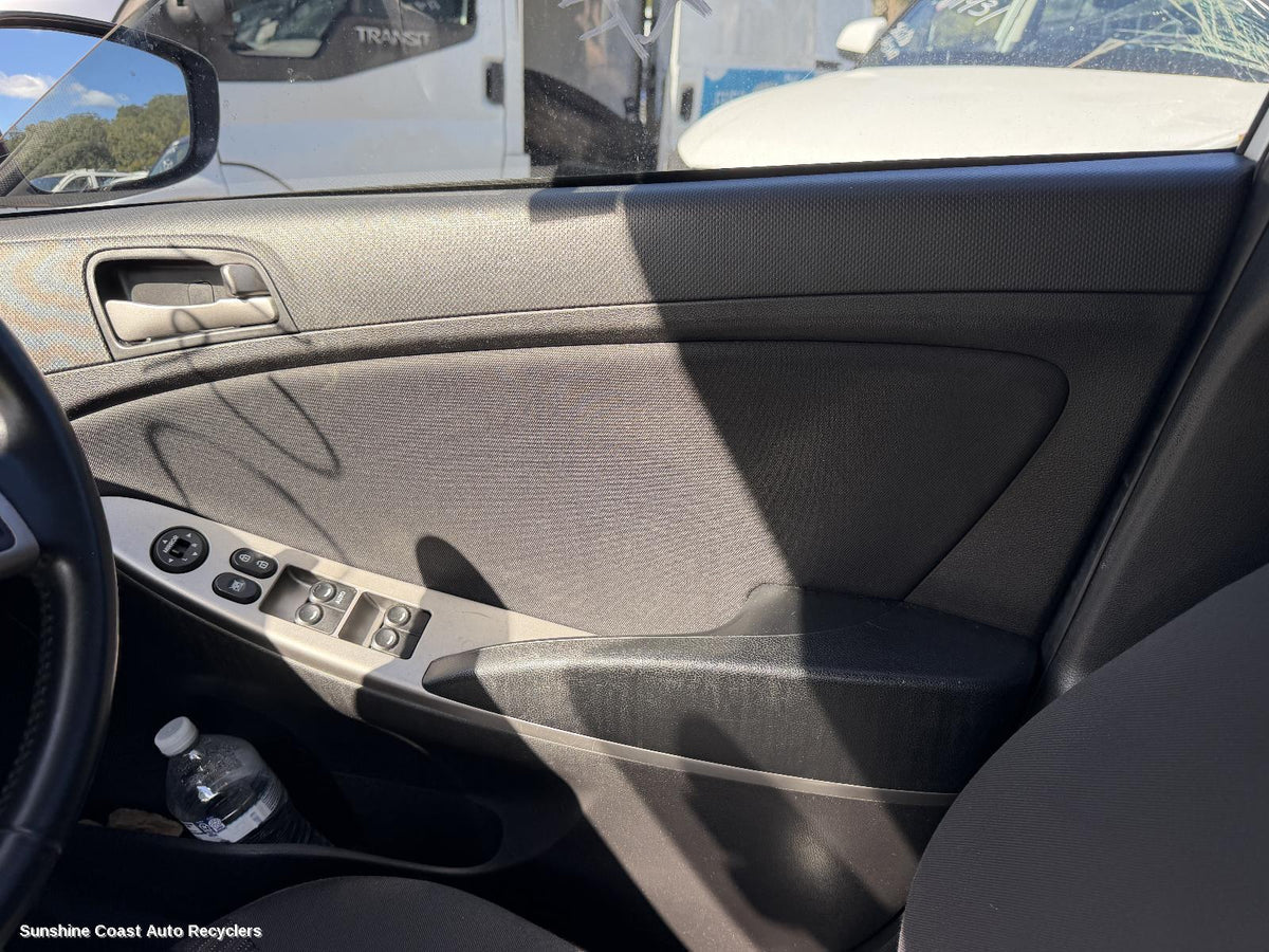 2013-2019 Hyundai Accent Pwr Dr Wind Switch