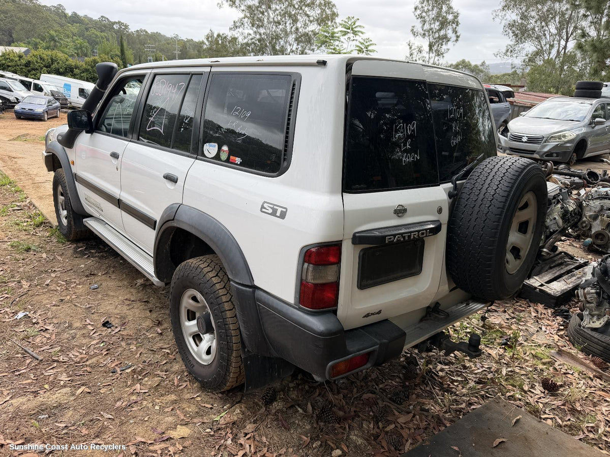 1997-2004 Nissan Patrol Bootlid Tailgate