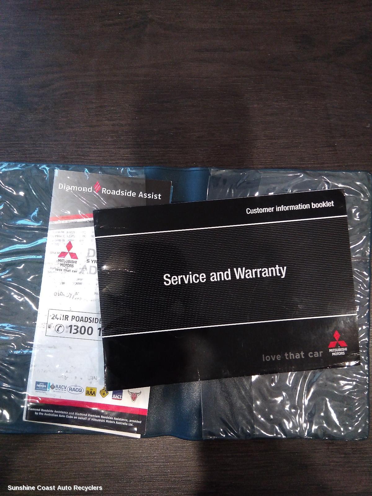 2010 Mitsubishi Outlander Owners Handbook