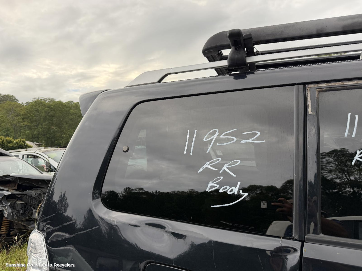 2006-2015 Mitsubishi Pajero Right Rear Side Glass