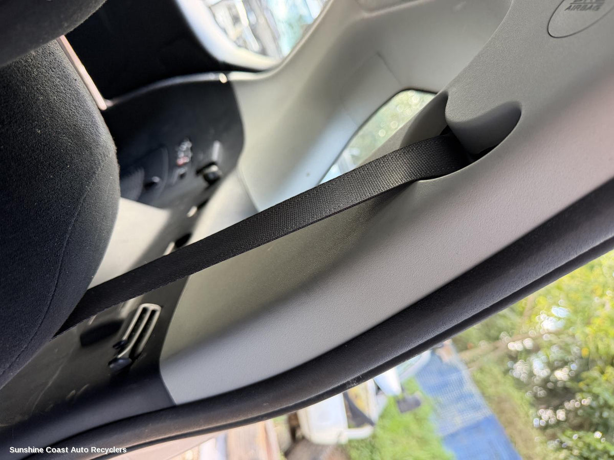 2009-2012 Mitsubishi Outlander Seatbelt Stalk
