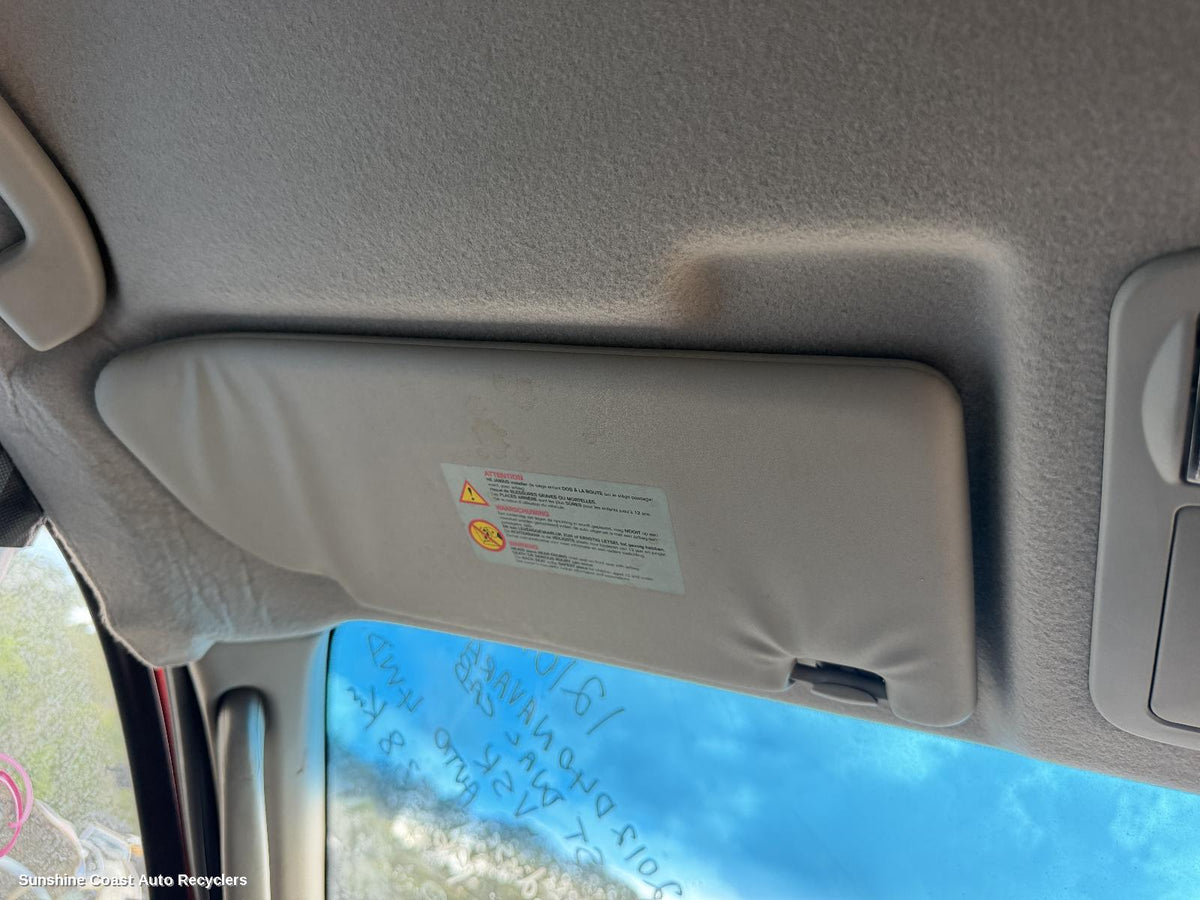 2005-2015 Nissan Navara Sunvisor