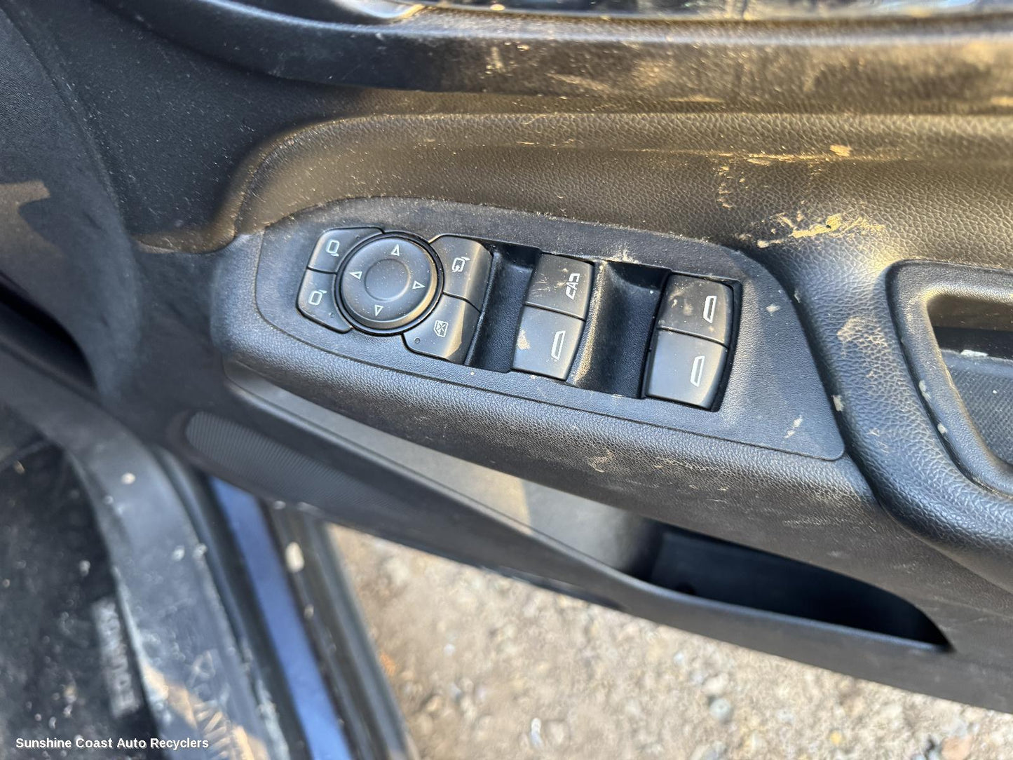 2017-2020 Holden Equinox Pwr Dr Wind Switch
