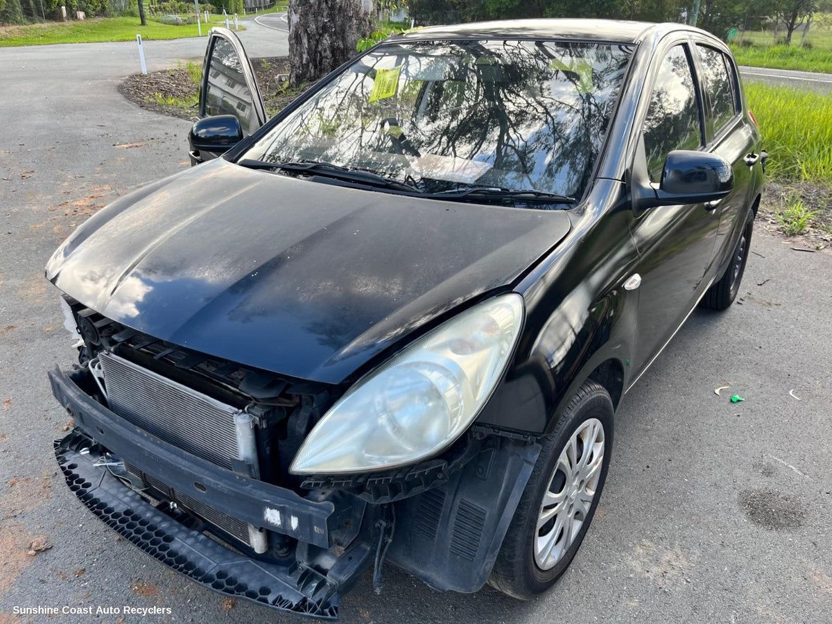 2010-2012 Hyundai I20 Grille